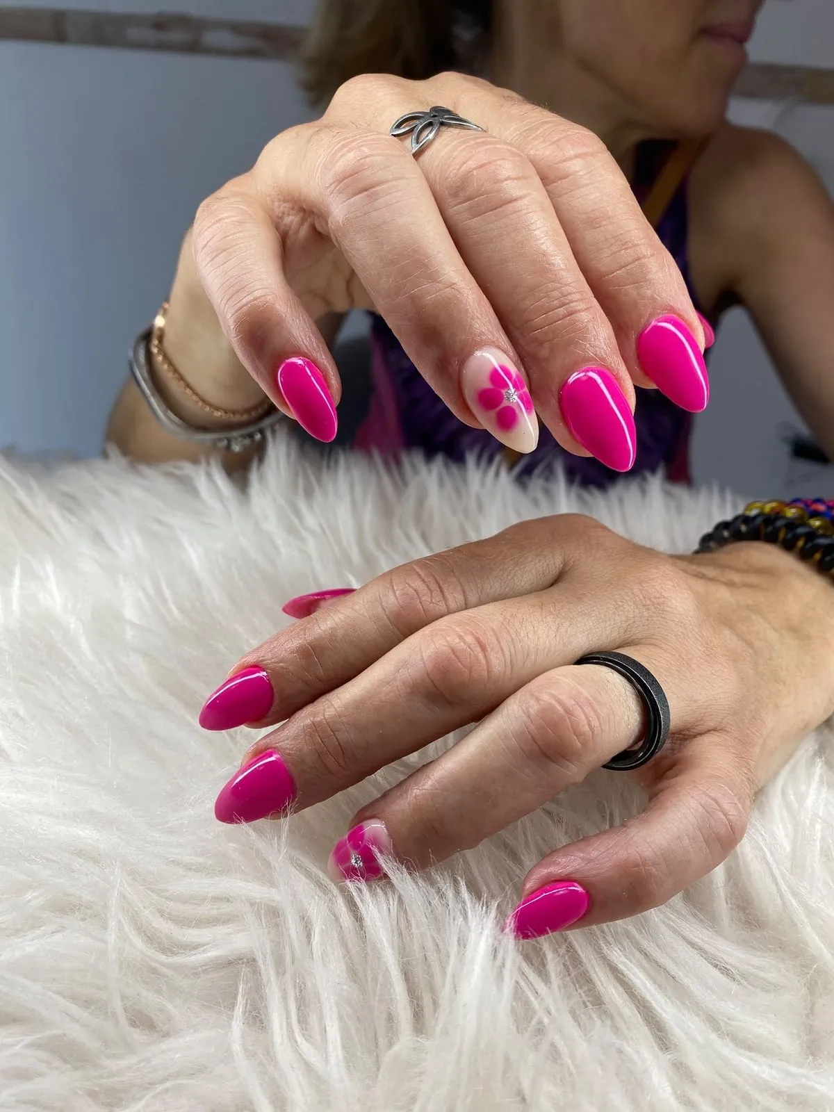Almendradas fucsia con flor de acento